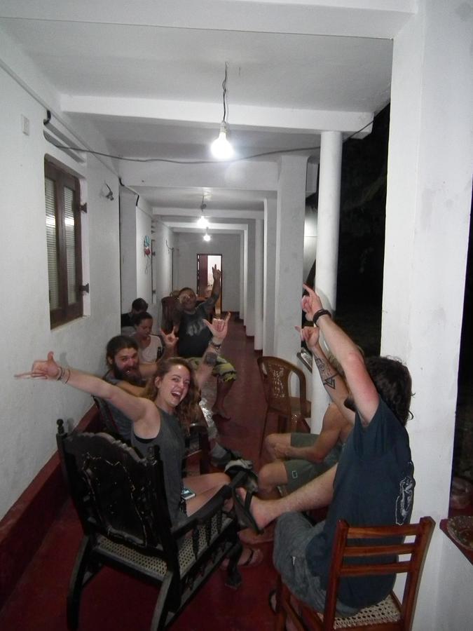 Rural Jungle Backpackers Hostel Deniyaya Exterior photo